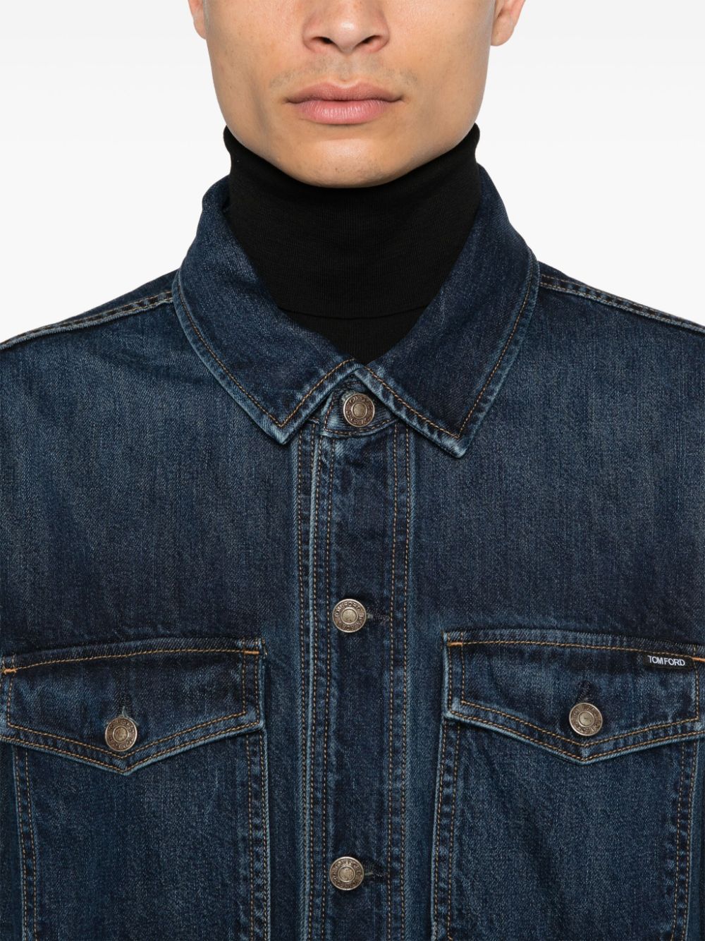 Denim jacket with pockets