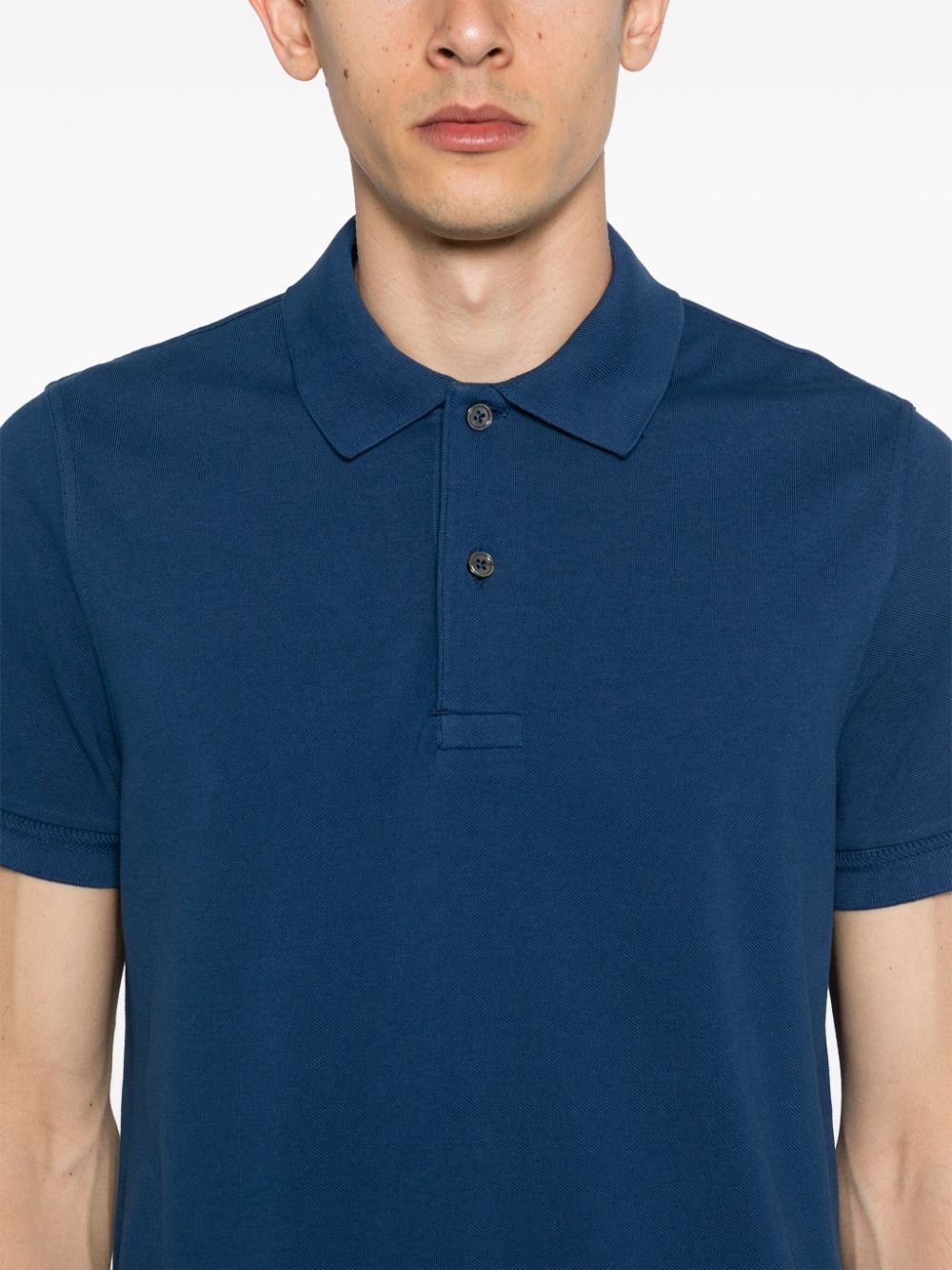 Polo shirt with buttons