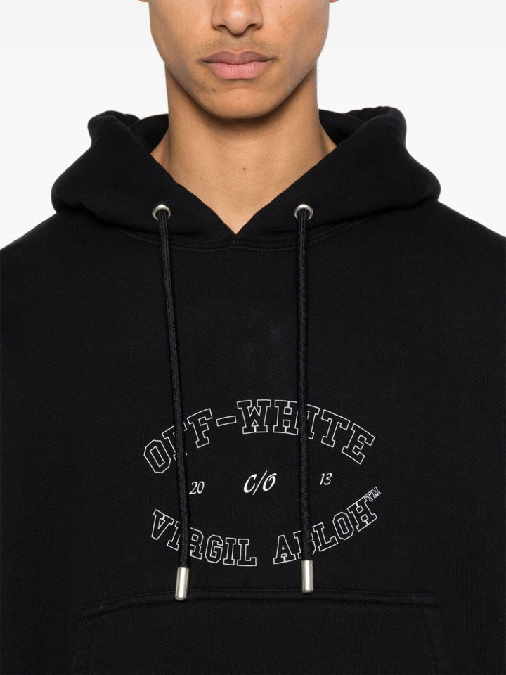 College skate hoodie