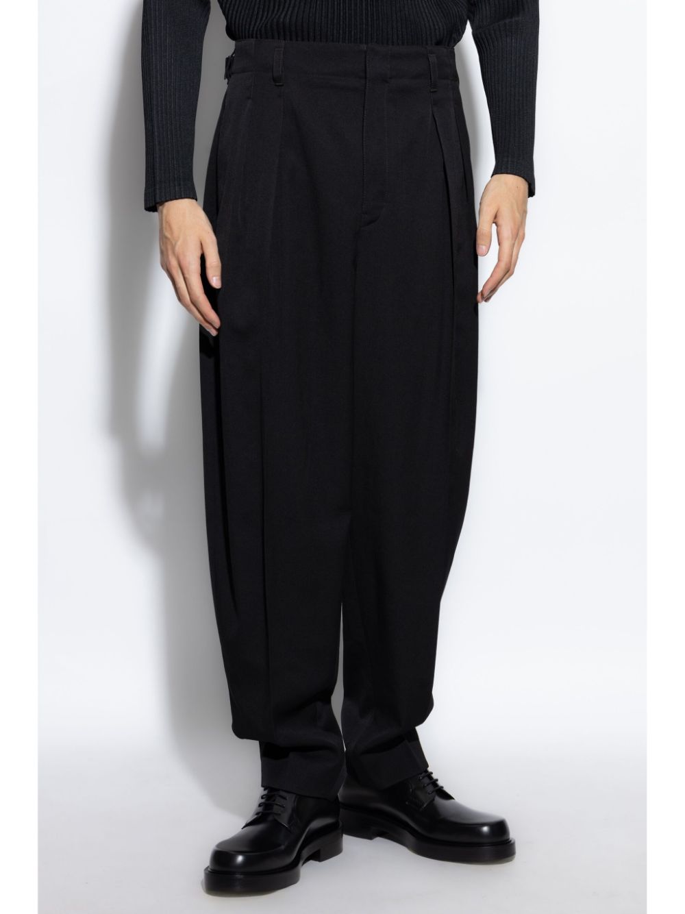 Pleated tapered pleated tapered pants