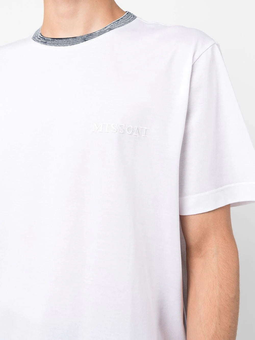 T-shirt with contrasting neckline