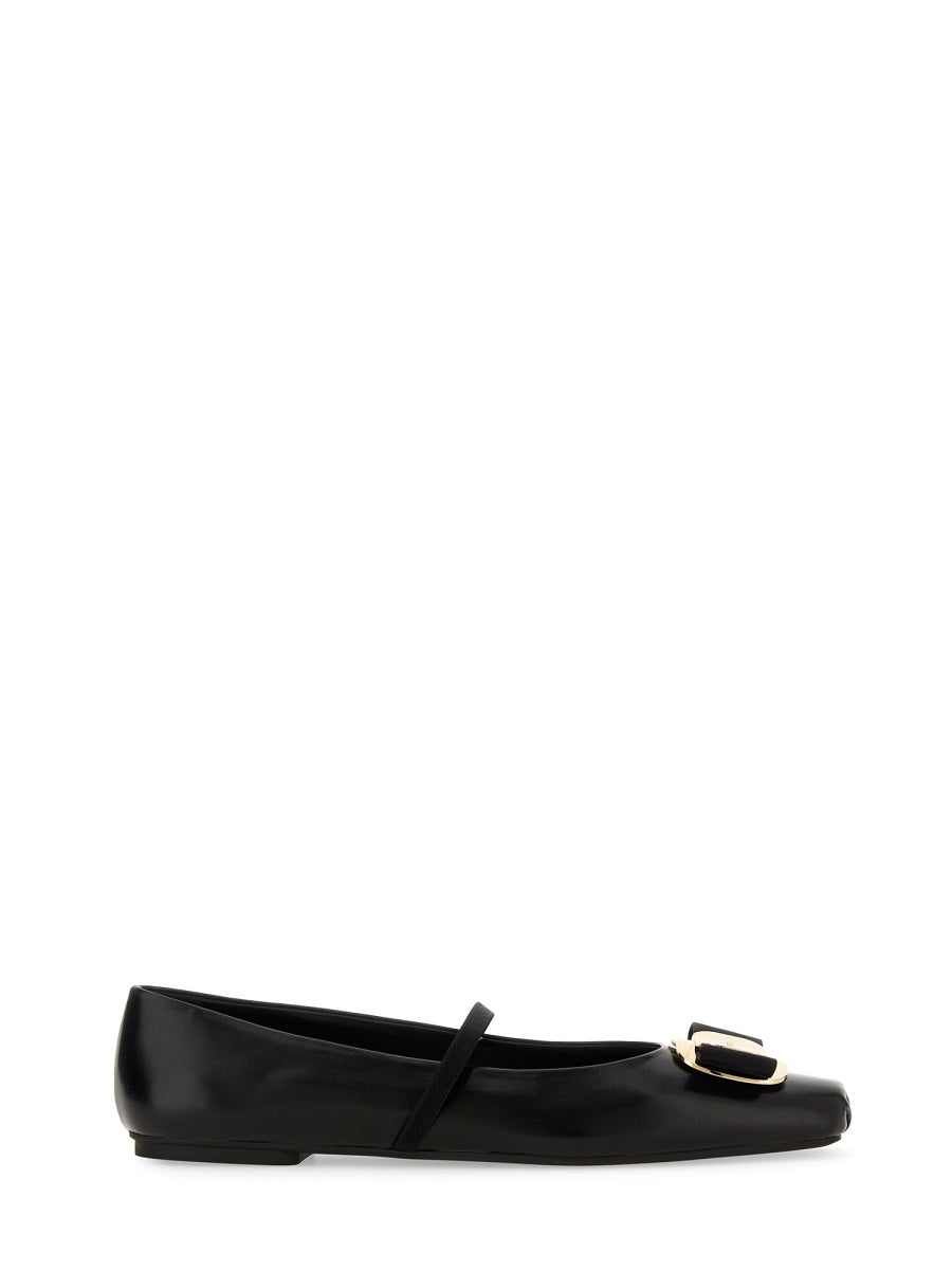 Ferragamo Flat Shoes - Black | Wanan Luxury