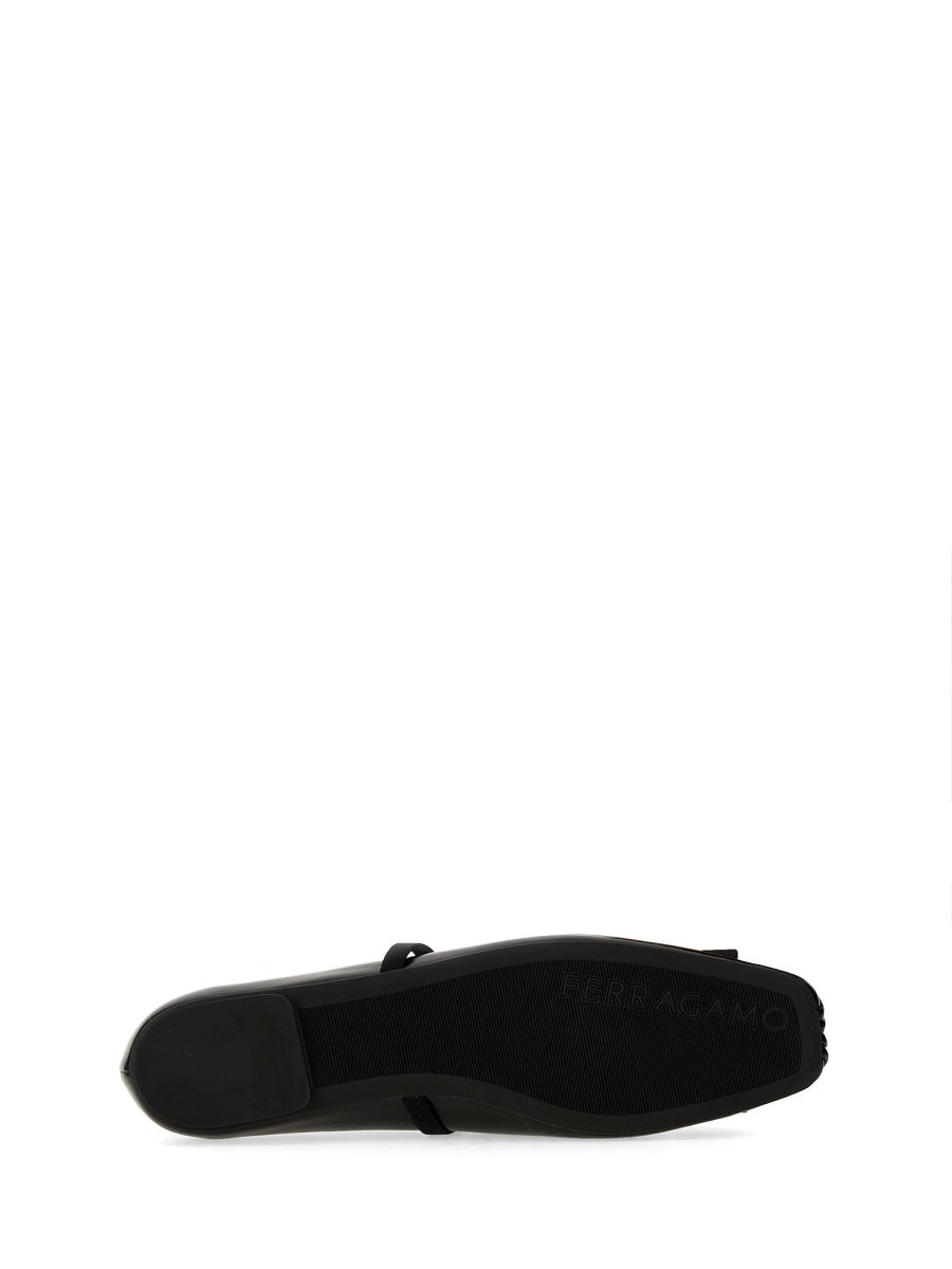 Ferragamo Flat Shoes - Black | Wanan Luxury