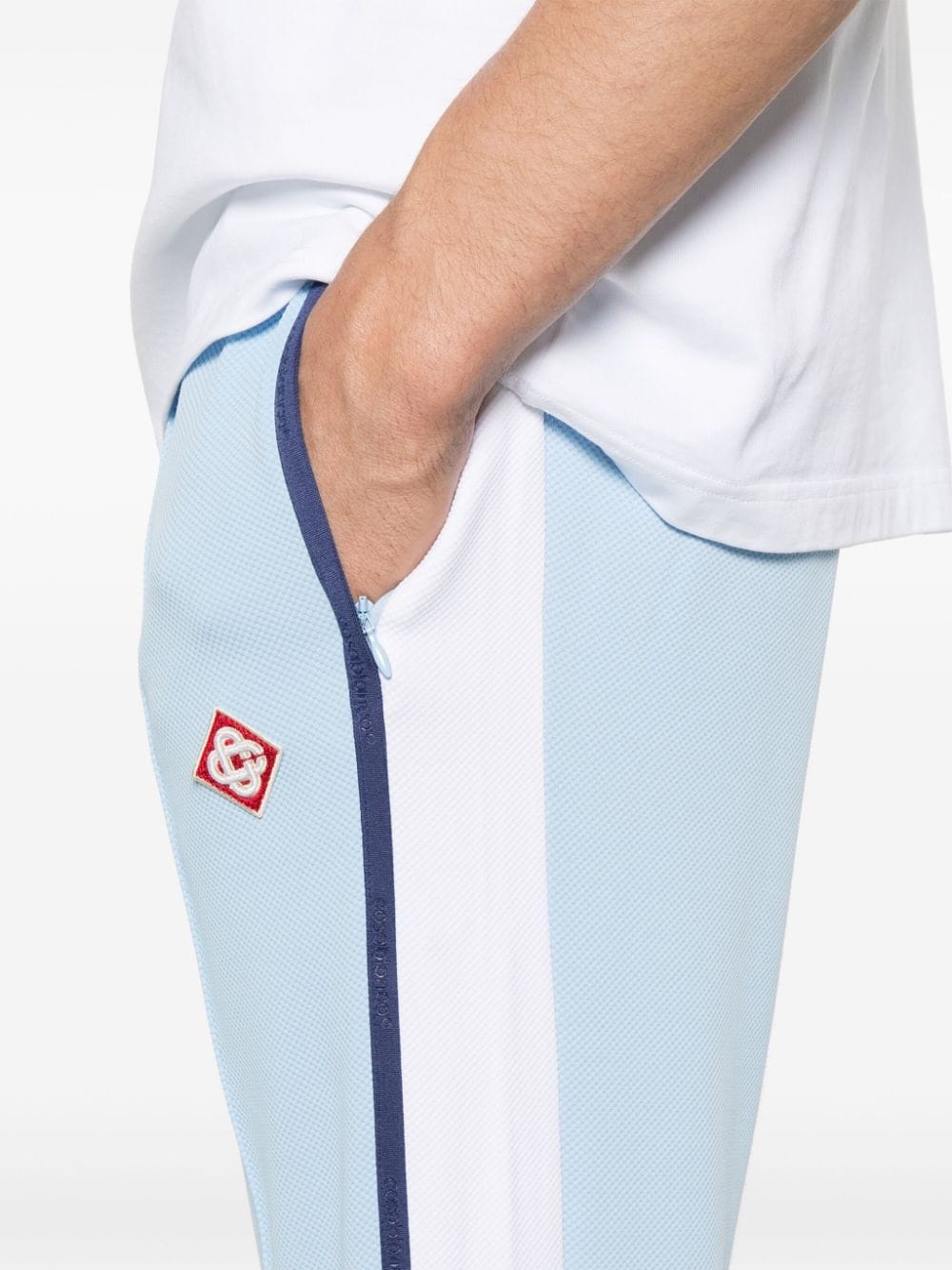 Sports trousers with embroidery