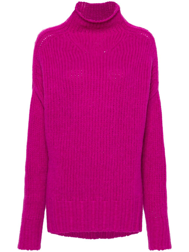 Sweater with low shoulder sleeves