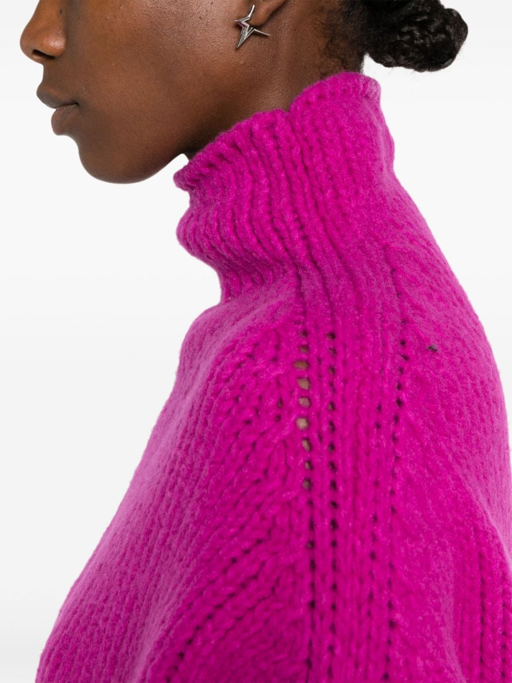 Sweater with low shoulder sleeves