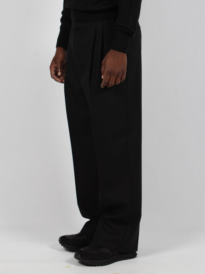 Large fit trousers