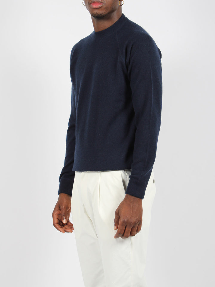 Plain cashmere resort sweater