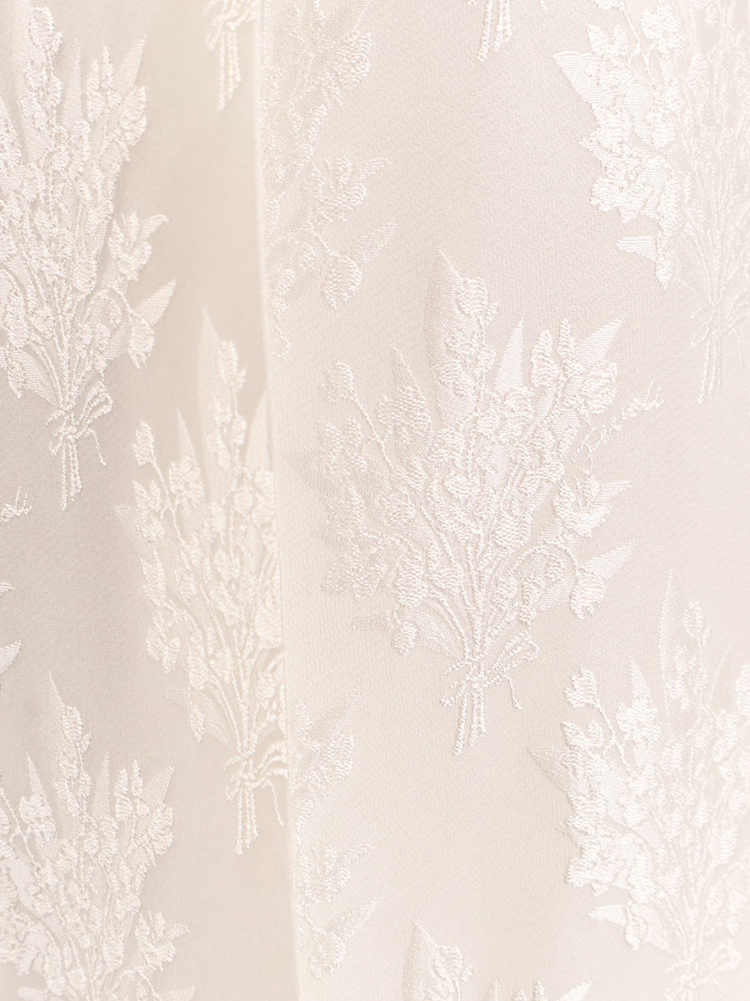 Fendi  - Light and natural | ea3771d816194825706fd3df862c75acddffb549