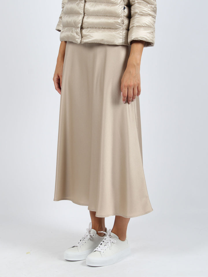 Satin fluid skirt