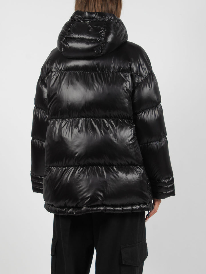 Nylon ultralight down jacket