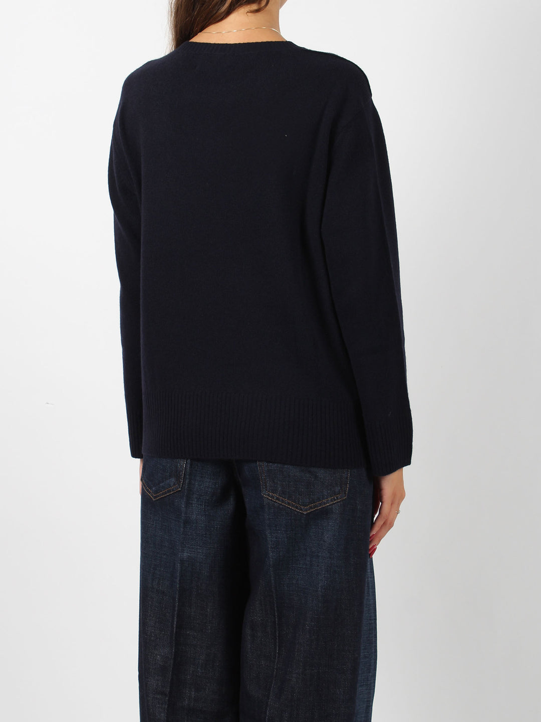 Relaxed round neck sweater