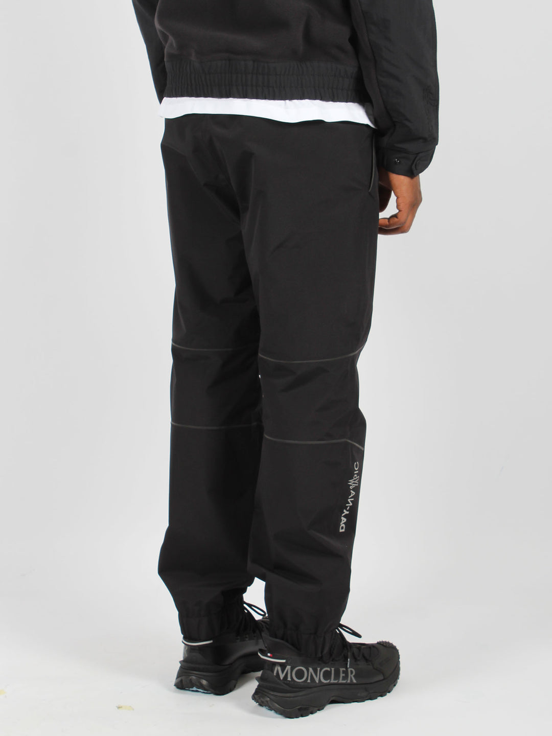 Tapered sports trousers