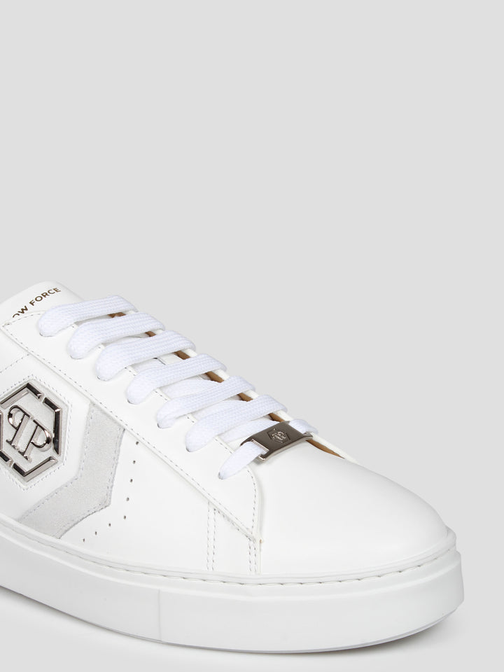 Lo-top leather arrow force sneakers