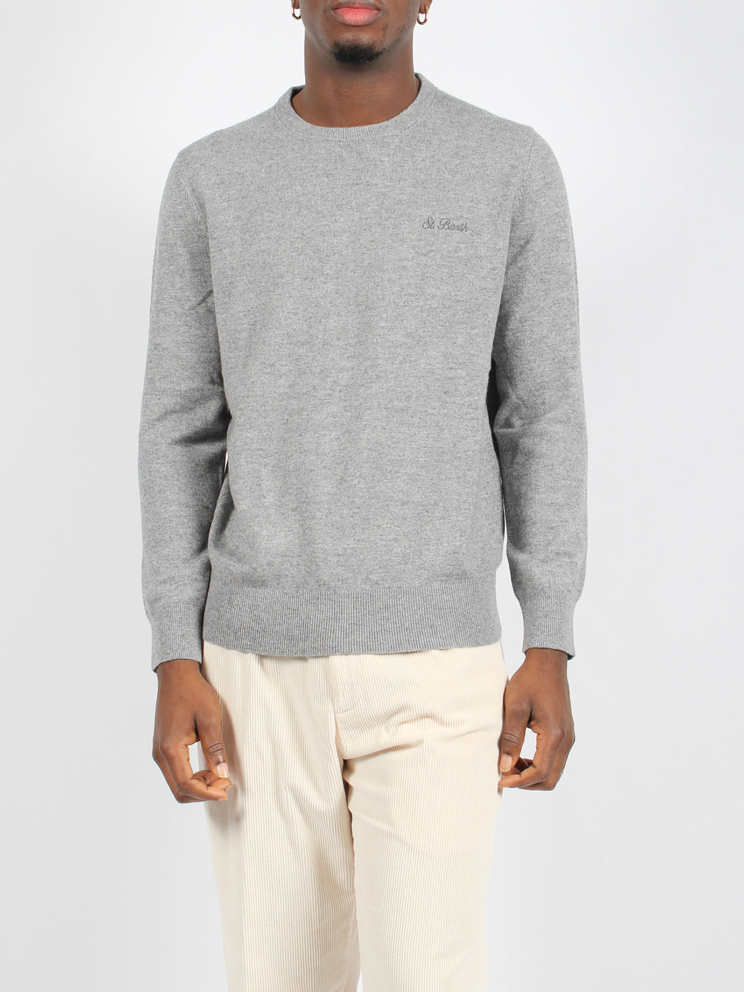 Roundneck sweater