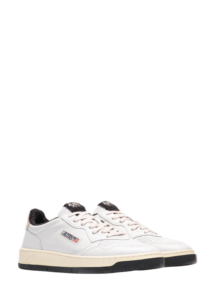 Autry Sneakers - White | c27858d7e4905590f7cd07fabe59bfdd1c0d1011