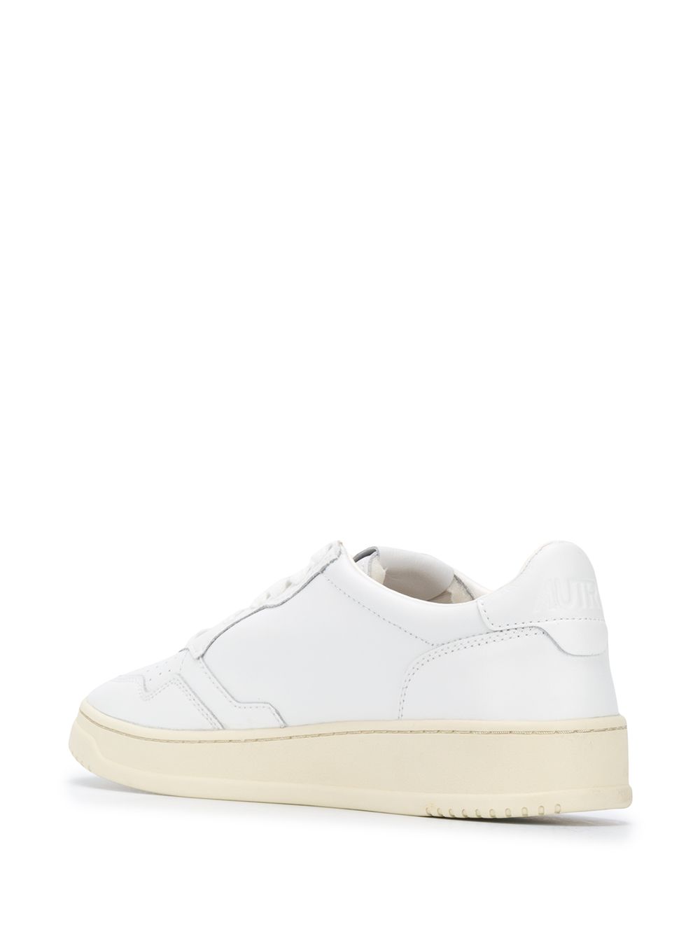 Autry Sneakers - White | 1e85a798de17f00e7d24de0b1a027d1d20a231a8