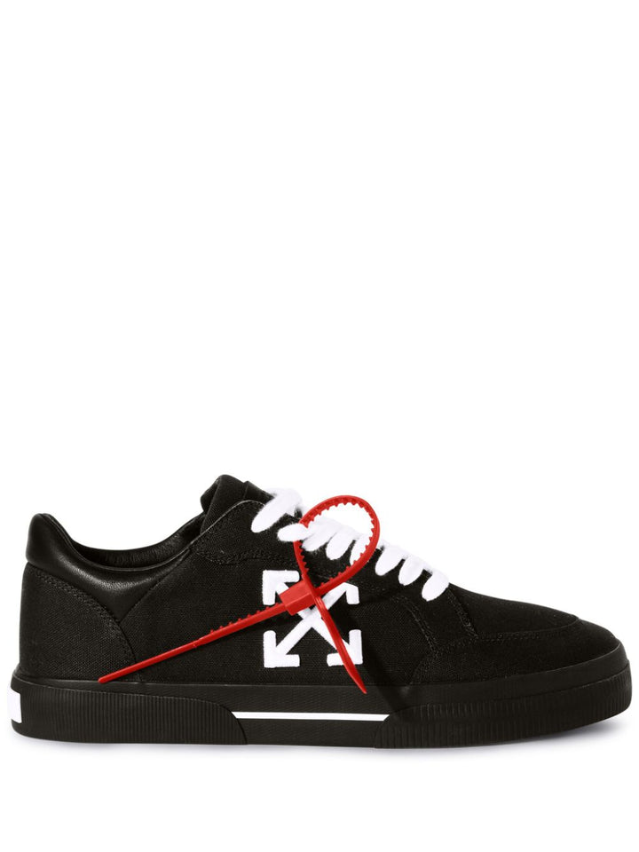 Off White Sneakers - Black | 84fe6909b02a9f85bd1488268ddf761215405420
