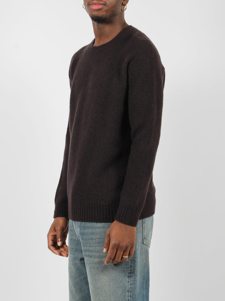 Round neck sweater