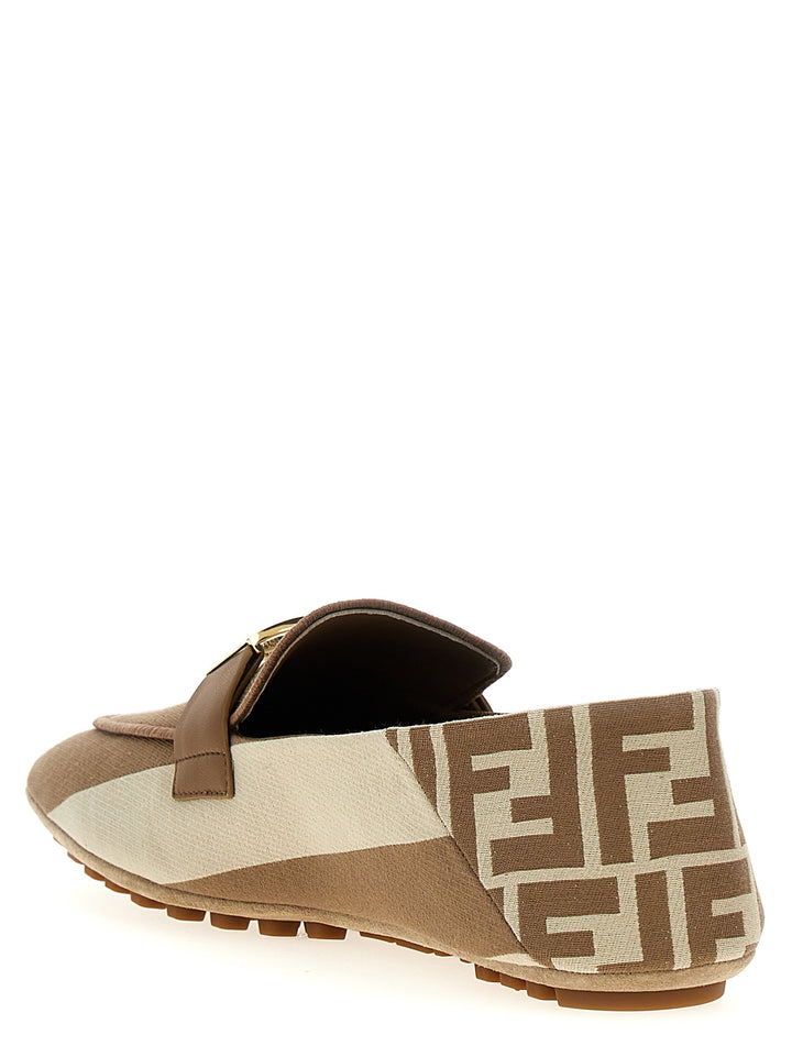 Baguette Loafers Beige