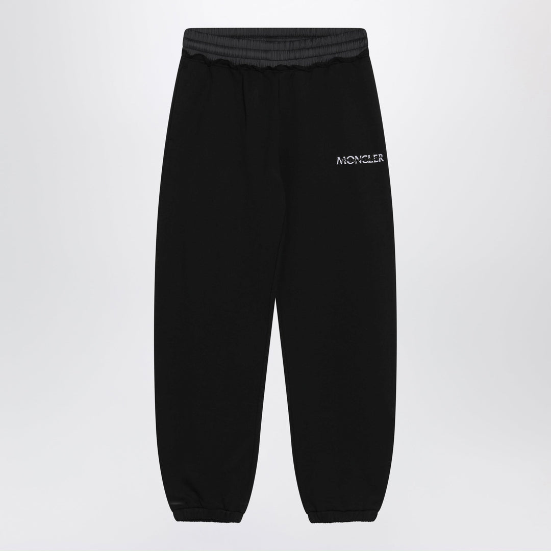 Moncler Pants - Black | 4b0e44f5670d49f66d87c225418c687c00045207