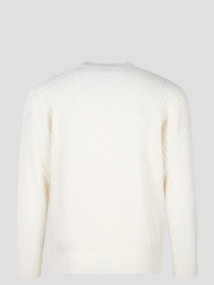 Round neck wool sweater