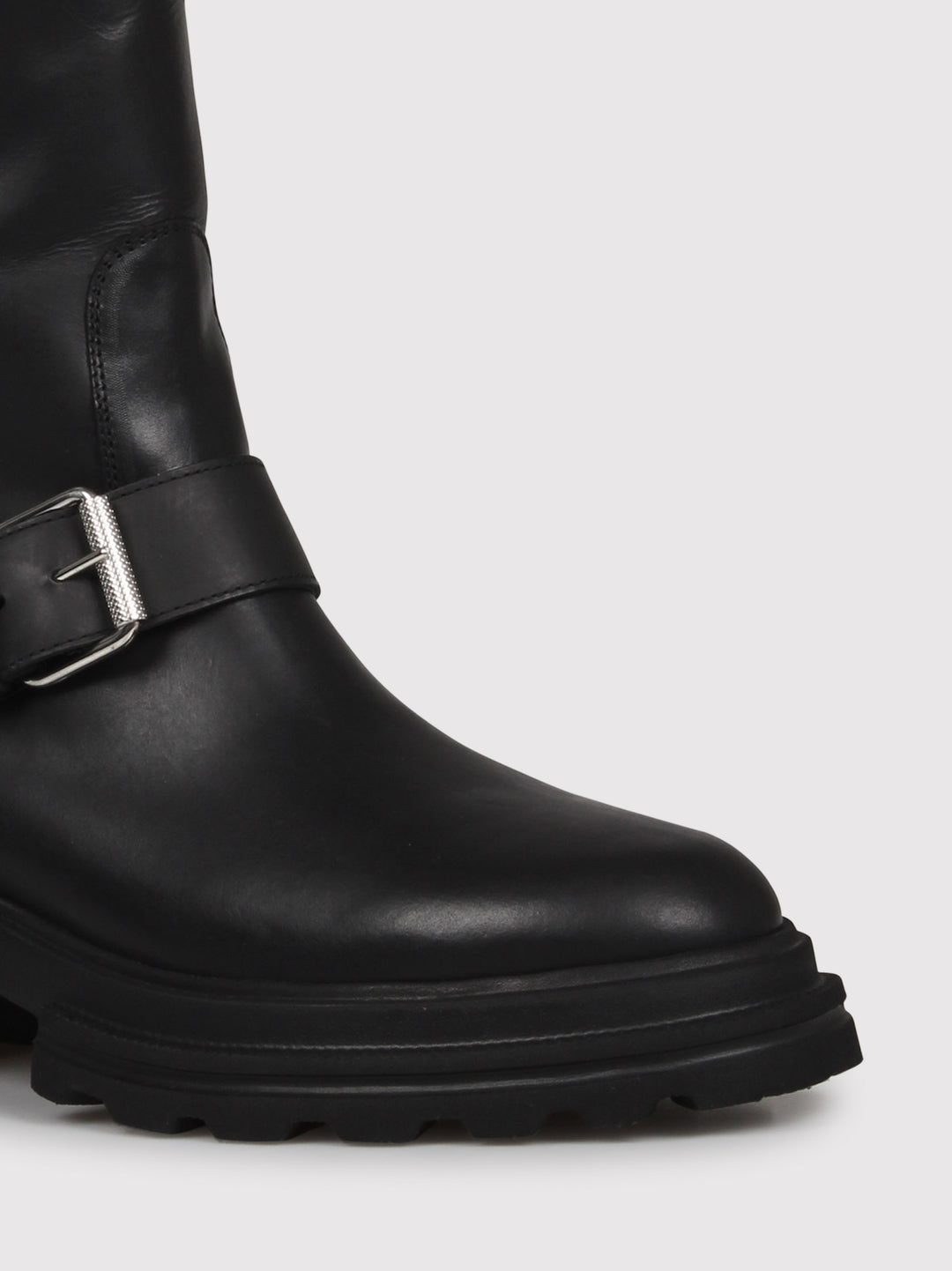 10-storey biker boot