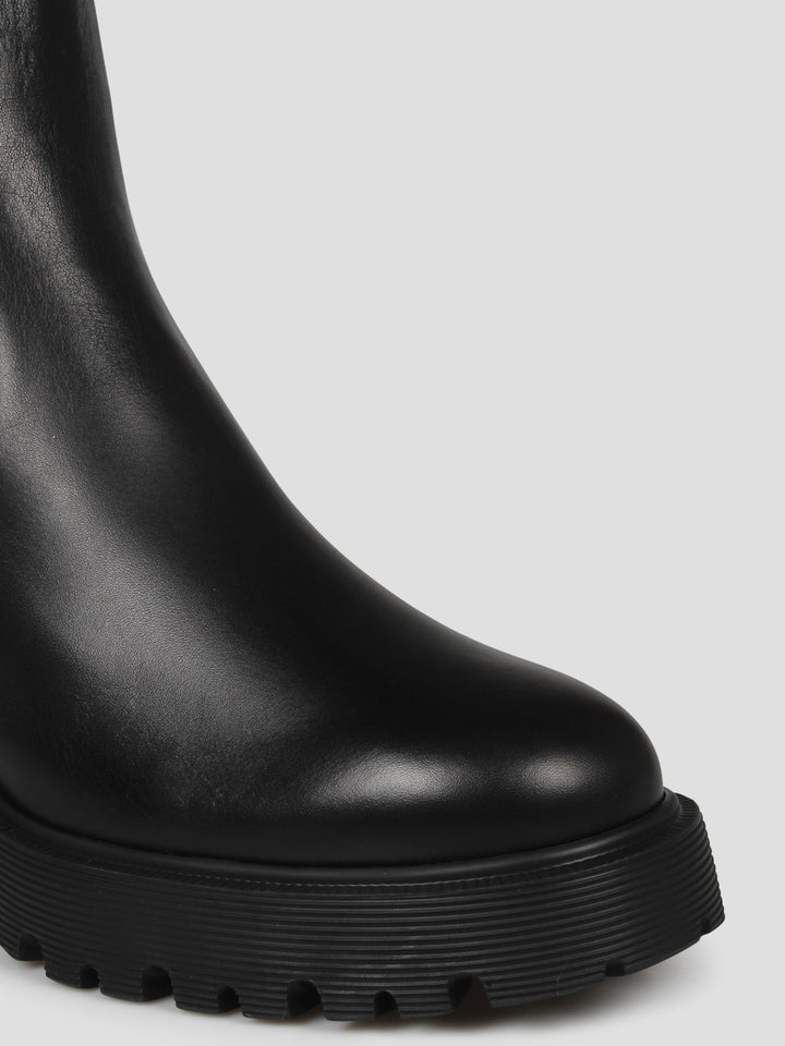 H649 chelsea boots