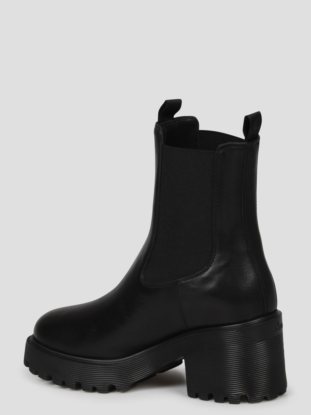 H649 chelsea boots