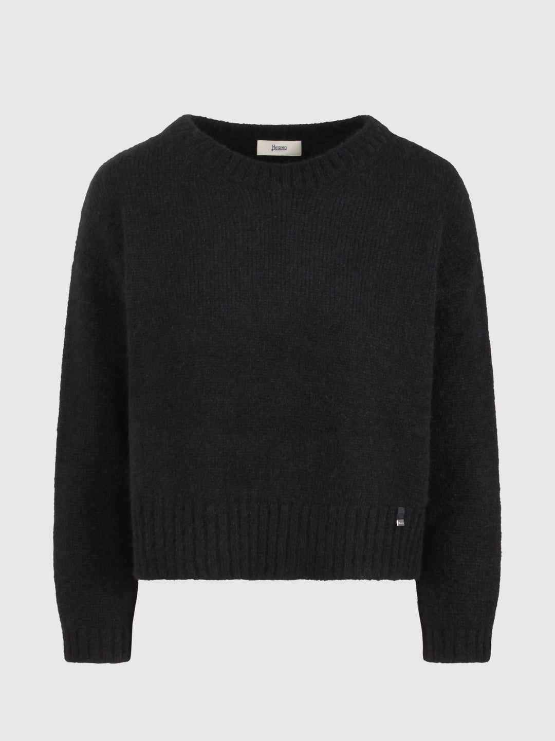 Round neck sweater