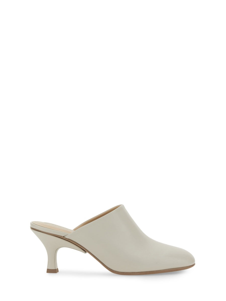 Tod's pumps - White | Wanan Luxury