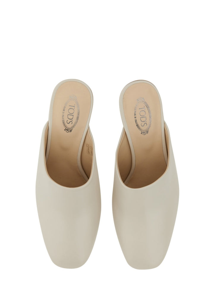 Tod's pumps - White | Wanan Luxury