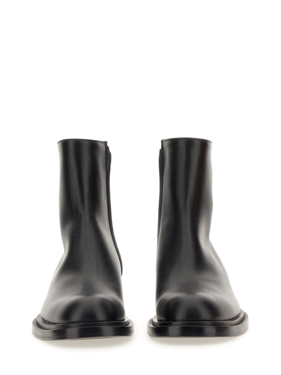 Alexander McQueen Boots - Black | Wanan Luxury