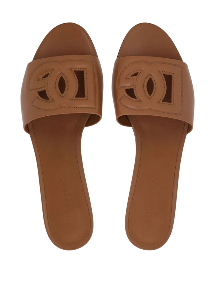 Dolce & Gabbana Slippers - Brown | f070b5b2c9ef98b5a9ee6fa11826b259ad610b96