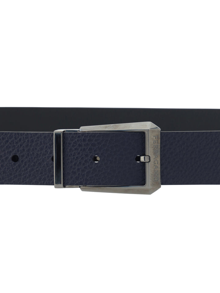 ADJUSTABLE AND REVERSIBLE BELT