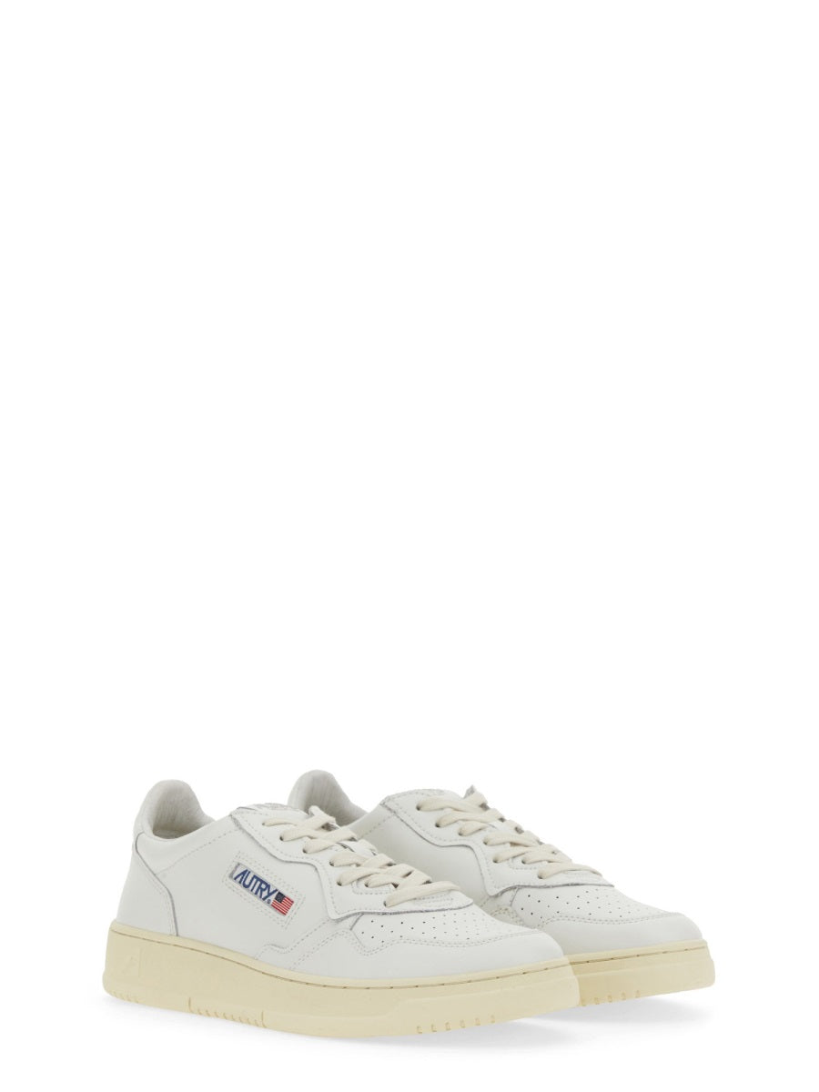 Autry Sneakers - White | Wanan Luxury