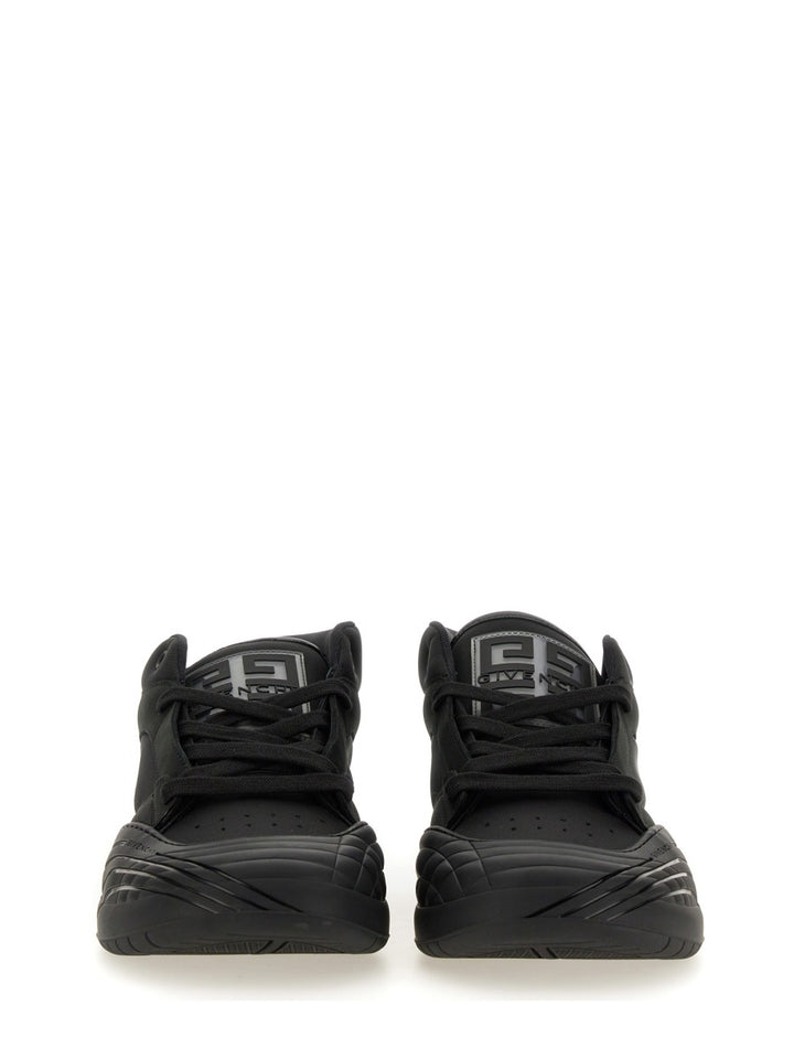 Givenchy Sneakers - Black | Wanan Luxury