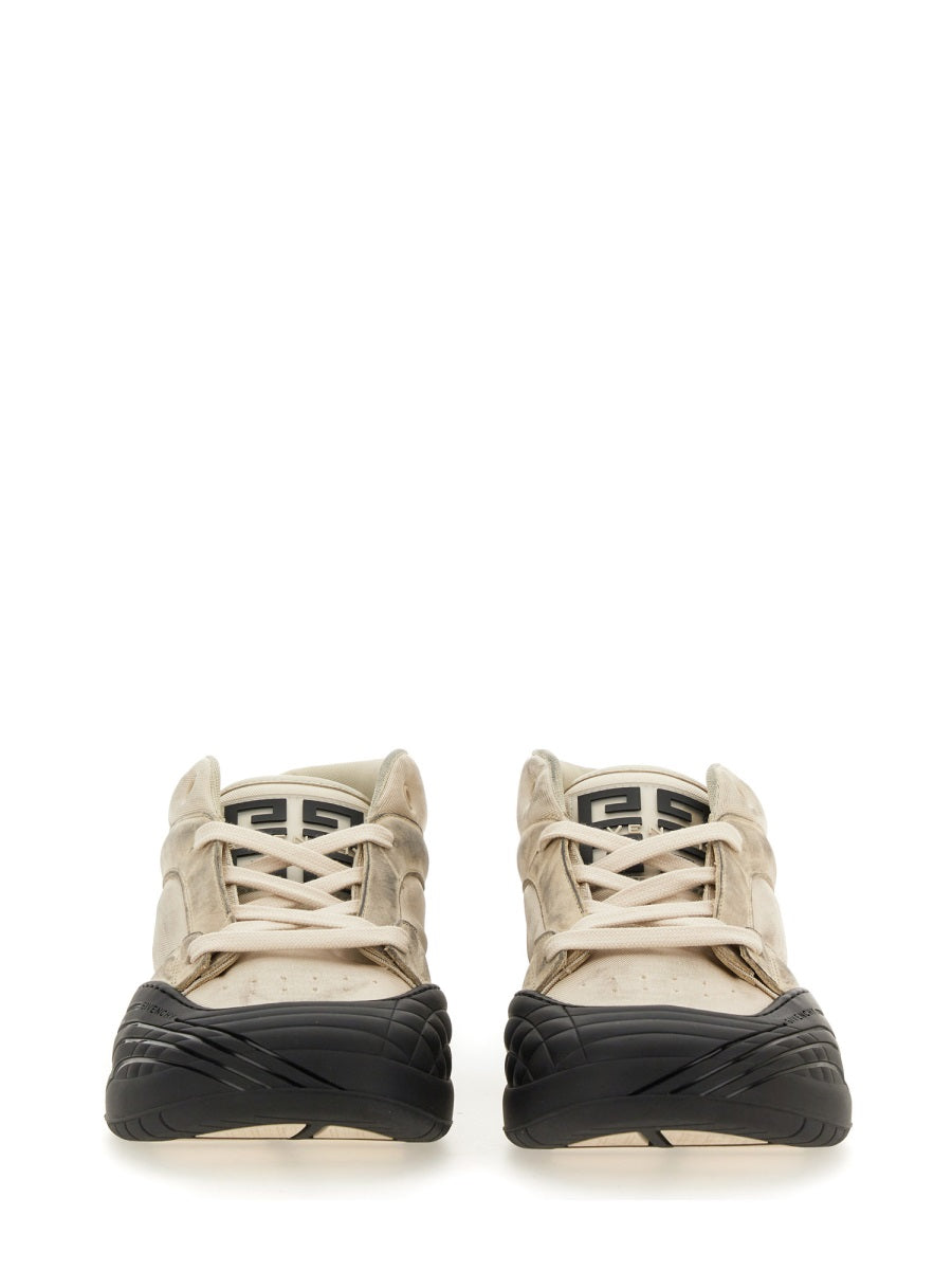 Givenchy Sneakers - White | Wanan Luxury