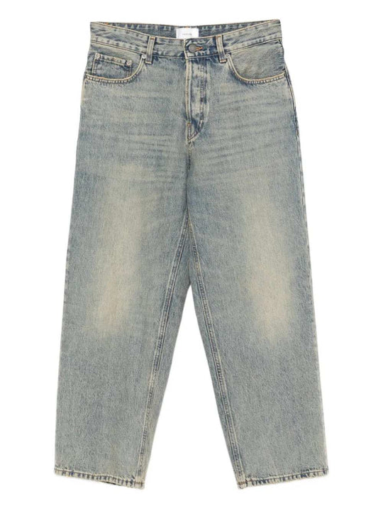 Button-Down Jeans