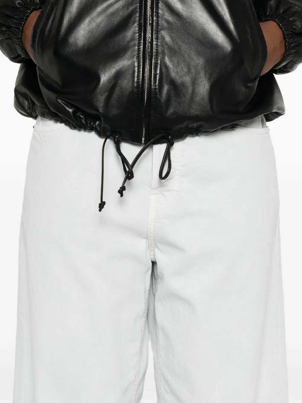 Haikure JEANS - White | 4c21d606b413d07006551a6756c0c08d7862e2ee