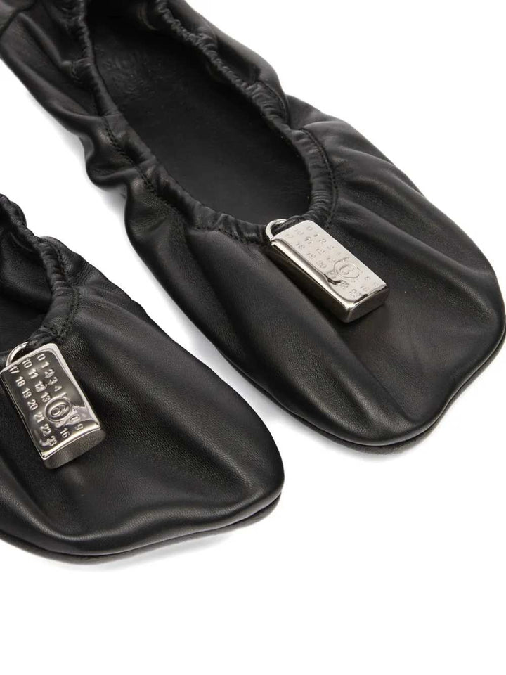 Mm6 Maison Margiela SHOES - Black | 9eac2fd5226e64313aef8d6d693902c48c7e4d59