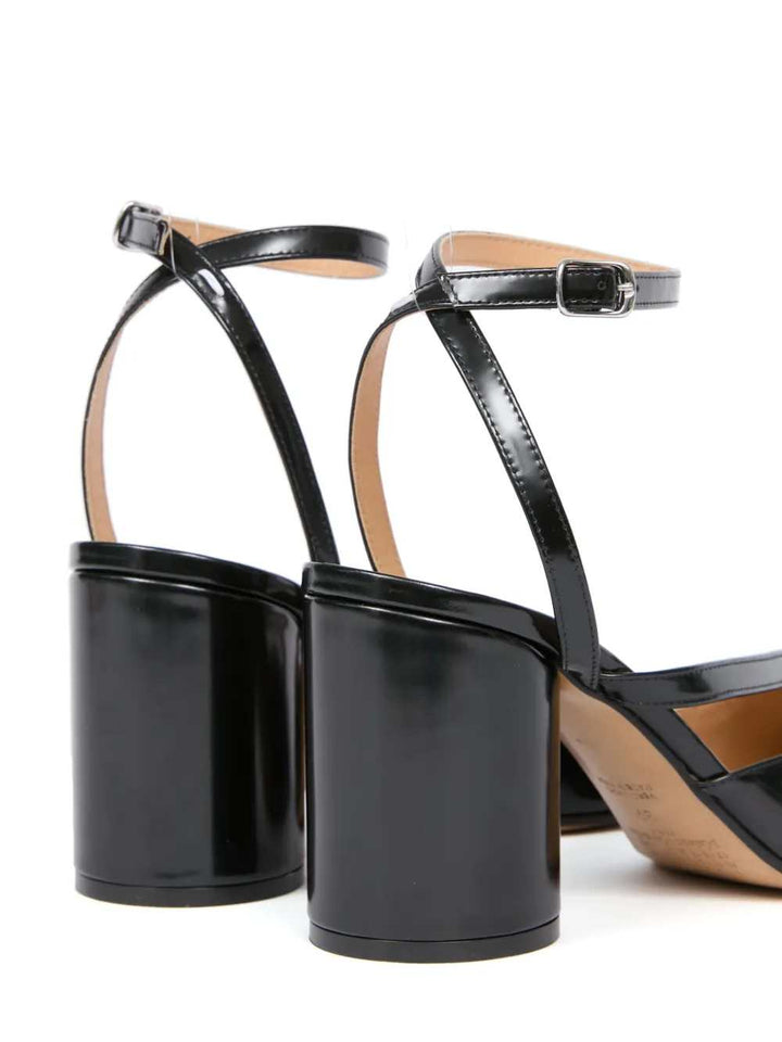 Maison Margiela Sandals - Black | e41cc7e0c4ca3edcd76de1bfc37933c083e22977