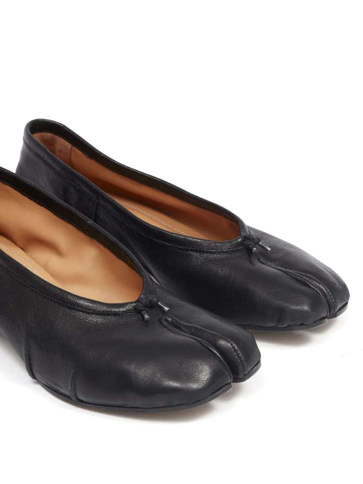 Maison Margiela Ballerinas - Black | aa8bfced85d2a0dcc915a170a37c22ec4ddcbc1b