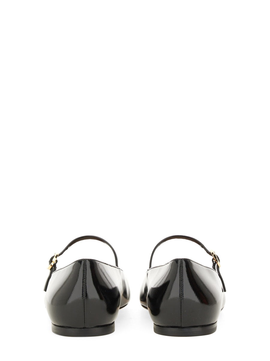 Gianvito Rossi Flat Shoes - Black | Wanan Luxury