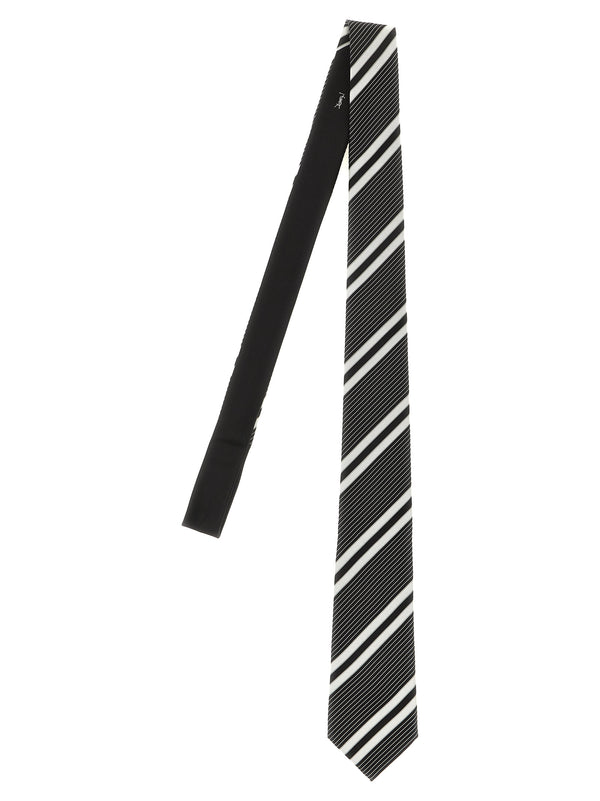 Jacquard Diagonal Striped Tie Ties And Papillon White/Black