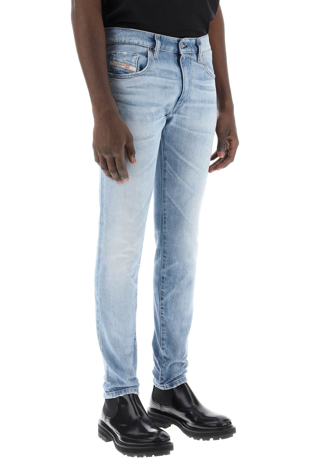 2019 D Strukt Slim Fit Jeans