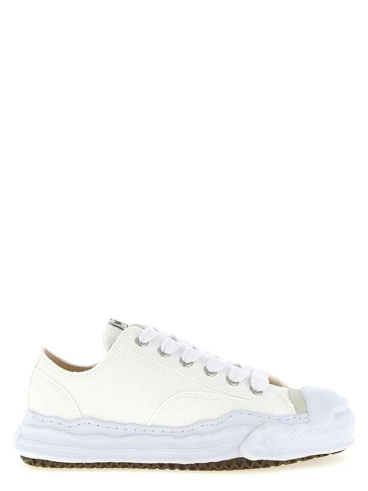 Maison Mihara Yasuhiro Hank Low Sneakers - White | 5b2b6af953db7dd73231424844d69b50028b208f