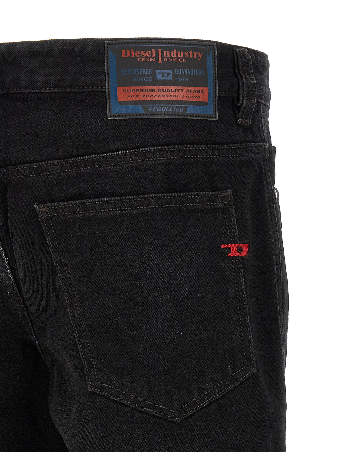 Diesel 1998 D-Buck Jeans - Black | c32231f778320e9445e3a52d22180f441ee8c550
