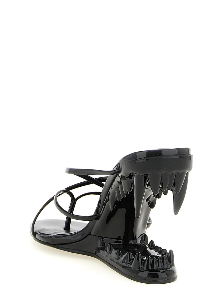 Gcds Morso Thong Sandals - Black | ef39b11405bb21a57222ac312d0e6ff6e2671d43
