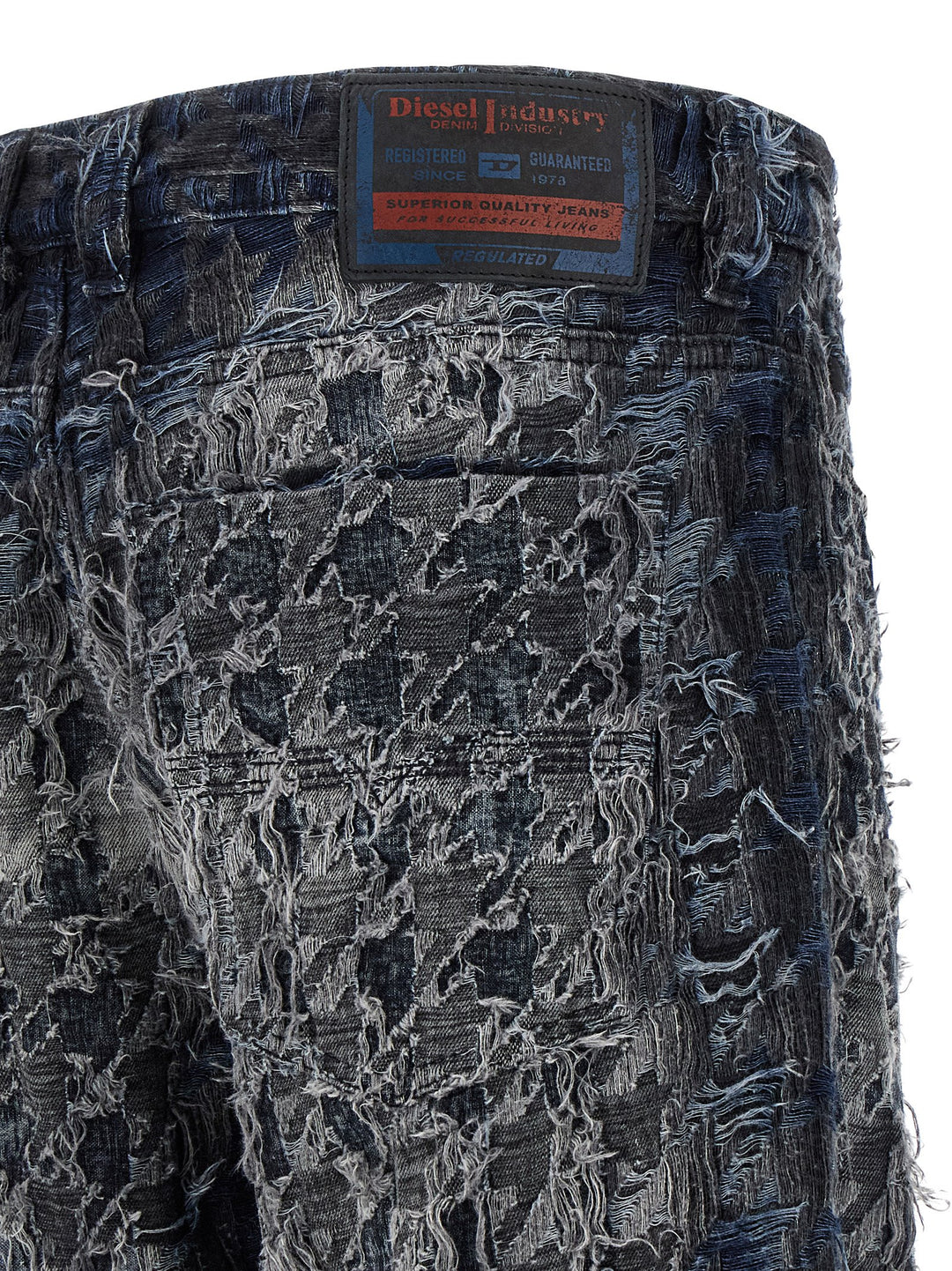 Diesel 1980 D-Eeper-Fsh Jeans - Black | e23b79cb2cebde01eac85b6c440ee49a8d874af9